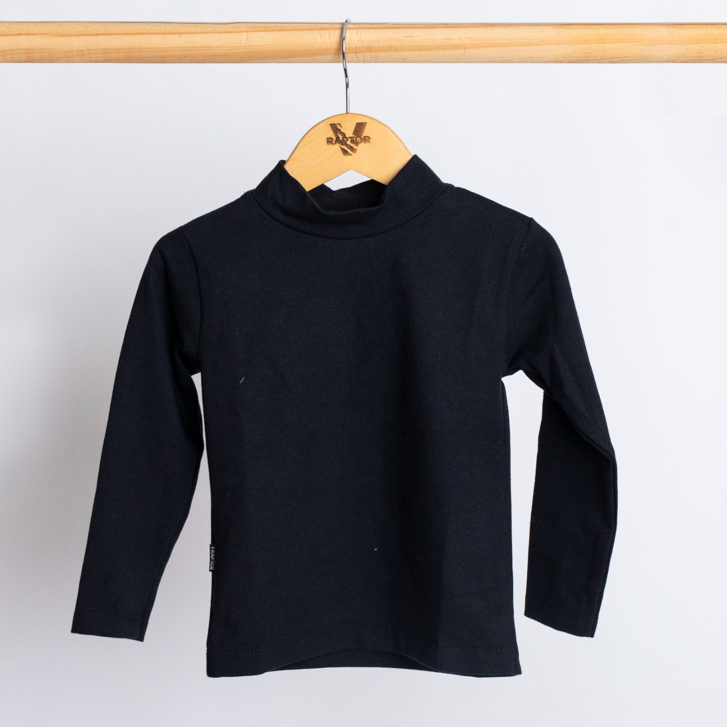 Poleras de algodón negra