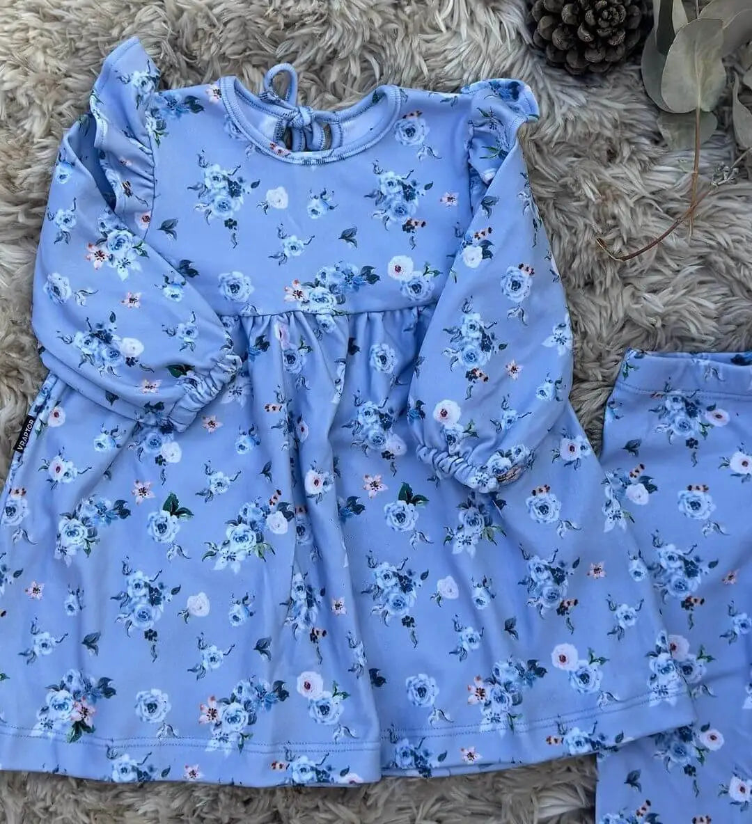 Calza y vestido baby flores celestes