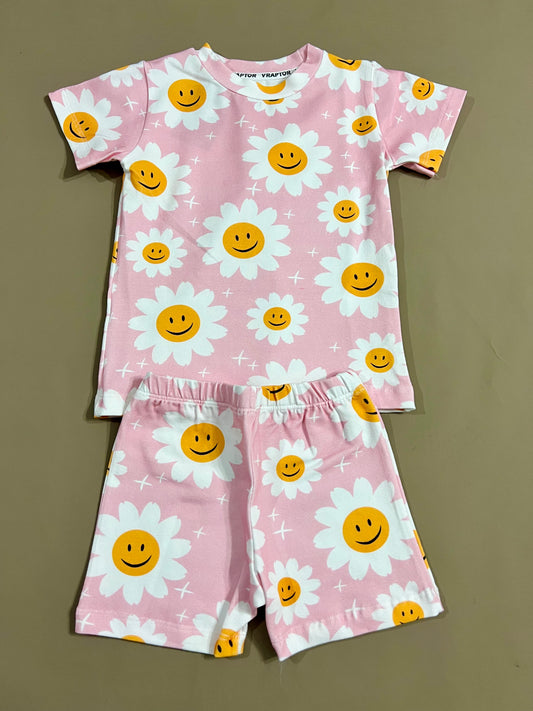 Conjunto Short Y Remera Margaritas Rosadas