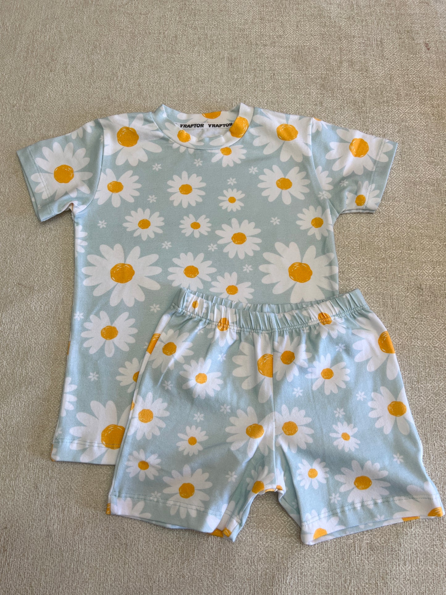 Conjunto Short Y Remera Margaritas Celeste