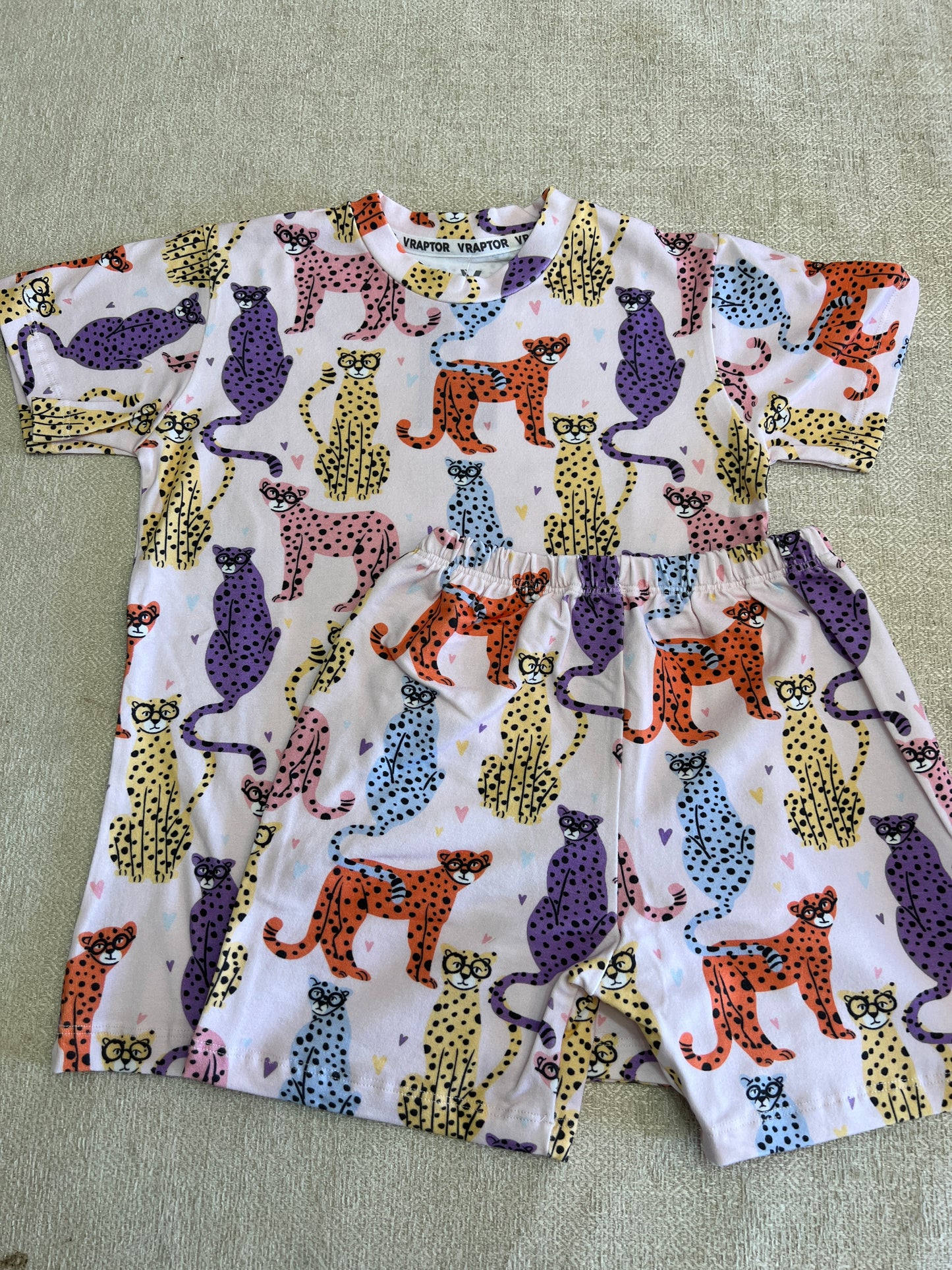 Conjunto Short Y Remera Sunglasses Tigers