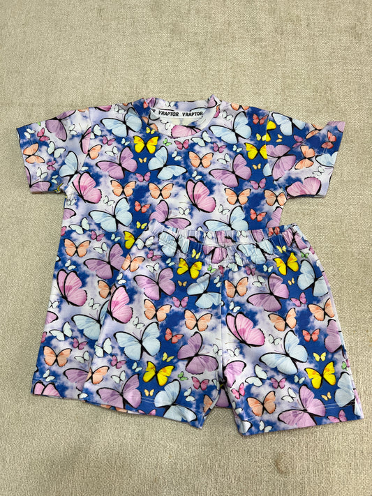Conjunto short y remera Mariposas