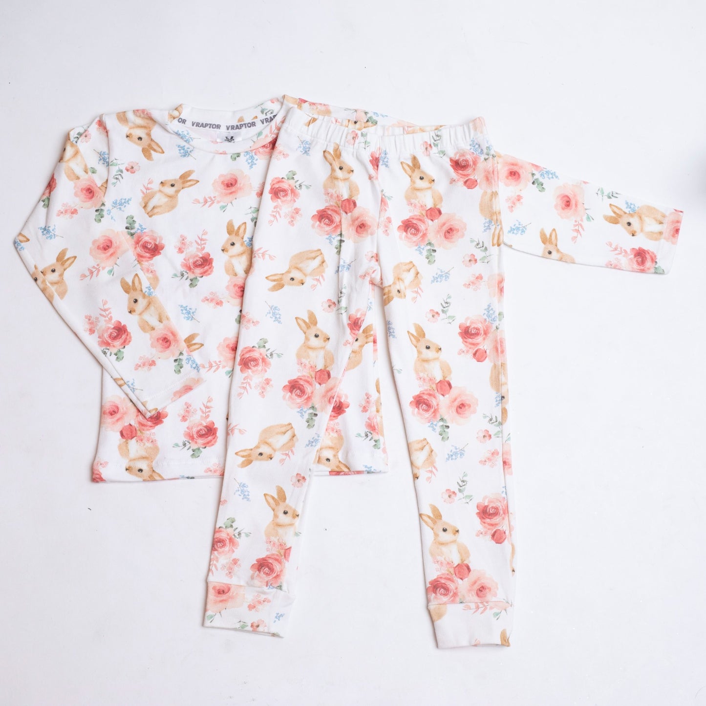Conjunto manga larga bunny rosa