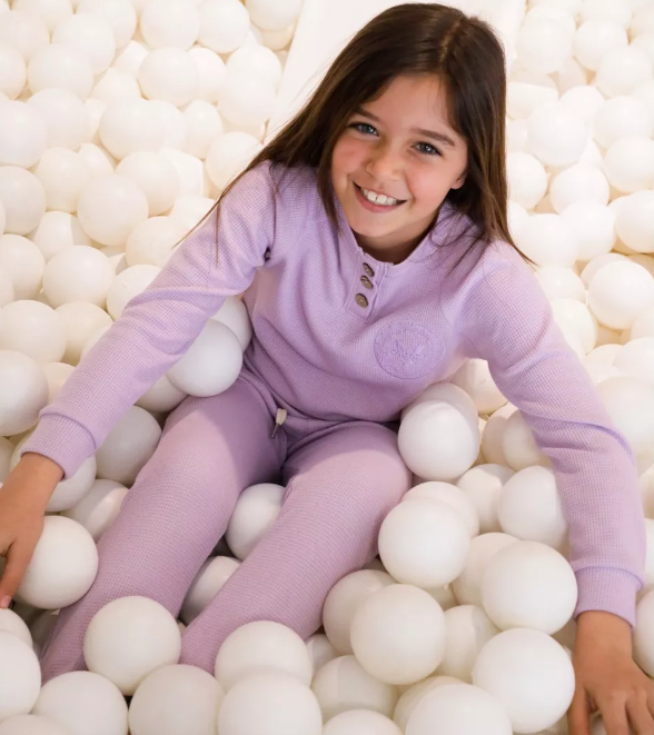 Conjunto waffle kids - remera pantalon lila